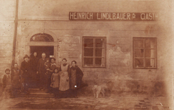 1920: Gasthaus zur Post kurz nach der Übernahme durch Familie Lindlbauer